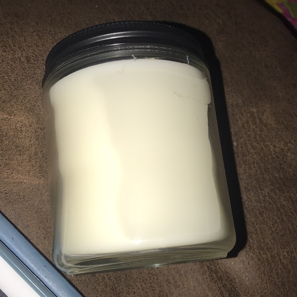 NWT Bath & Body Works Vanilla Bean Noel Candle - Picture 3 of 6
